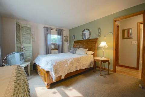 5 Vine St, Gloucester, MA 01930 photo 24