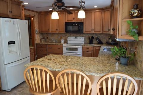 68 Maple St, Methuen, MA 01844 photo 9