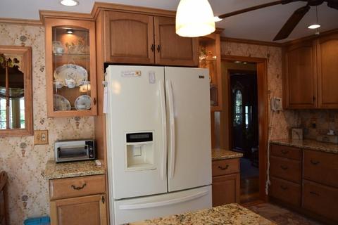 68 Maple St, Methuen, MA 01844 photo 10