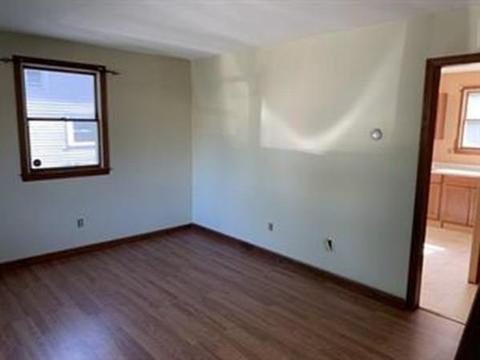 11 Bevier St, Springfield, MA 01107 photo 3