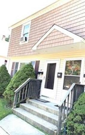 11 Bevier St, Springfield, MA 01107 photo 8