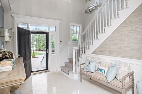 429 Monomoscoy Rd, Mashpee, MA 02649 photo 8