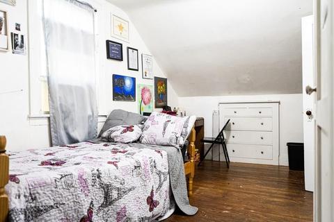 107 Ranney St, Springfield, MA 01108 photo 14