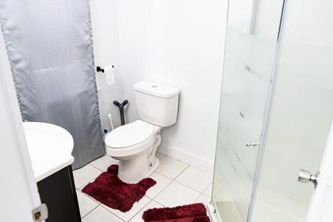 107 Ranney St, Springfield, MA 01108 photo 9