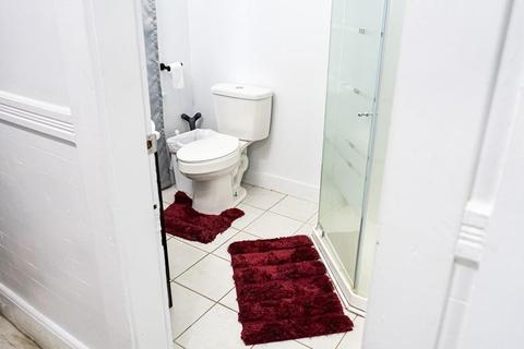 107 Ranney St, Springfield, MA 01108 photo 8