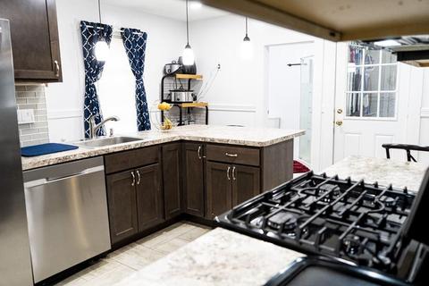 107 Ranney St, Springfield, MA 01108 photo 7
