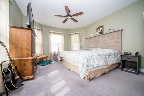 38 Wilcox St, Fall River, MA 02724 photo 23