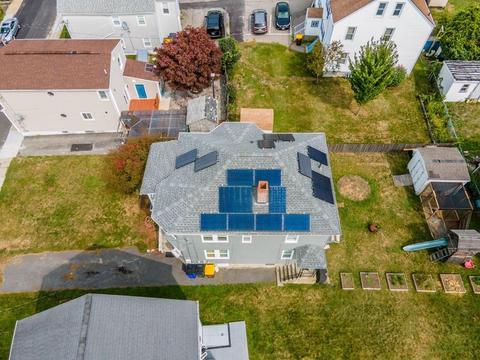 38 Wilcox St, Fall River, MA 02724 photo 4