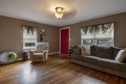14 Raleigh Rd, Webster, MA 01570 photo 5