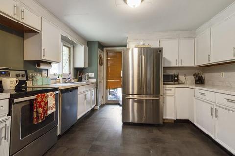 14 Raleigh Rd, Webster, MA 01570 photo 9