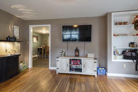 14 Raleigh Rd, Webster, MA 01570 photo 2