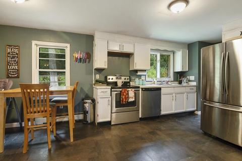 14 Raleigh Rd, Webster, MA 01570 photo 12