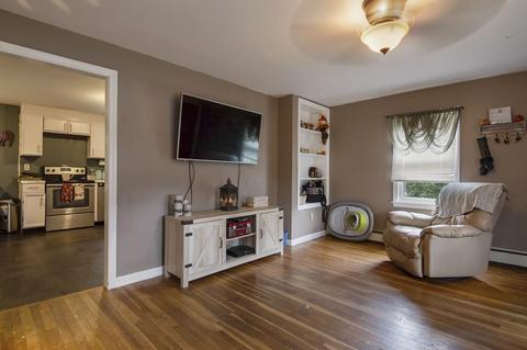 14 Raleigh Rd, Webster, MA 01570 photo 4