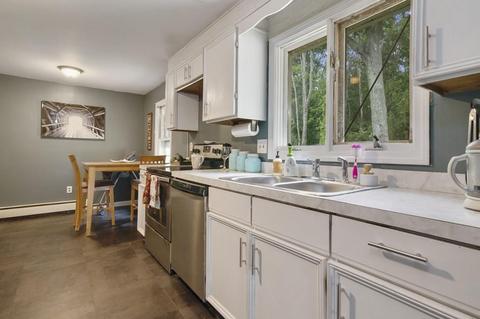14 Raleigh Rd, Webster, MA 01570 photo 8