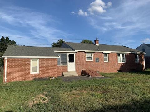 70 Mathieu Dr, Chicopee, MA 01020 photo 3
