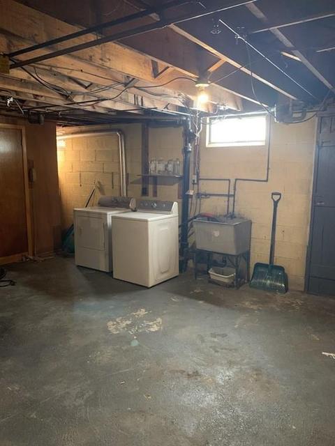 70 Mathieu Dr, Chicopee, MA 01020 photo 16