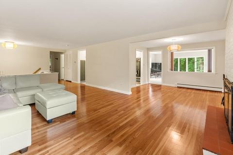60 Blake St, Needham, MA 02492 photo 5