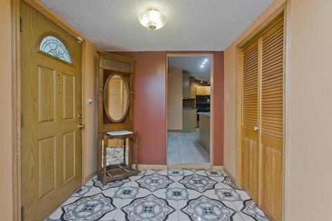 23 Brandon Ave, Springfield, MA 01119 photo 3