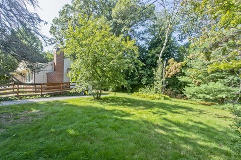 102 Melba St, Springfield, MA 01119 photo 5