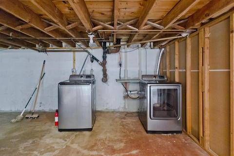 102 Melba St, Springfield, MA 01119 photo 42