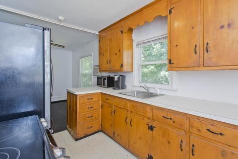 102 Melba St, Springfield, MA 01119 photo 35