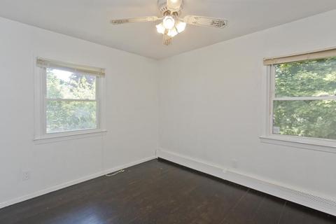 102 Melba St, Springfield, MA 01119 photo 13