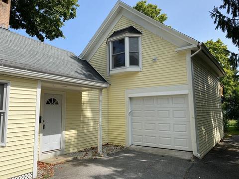 17 School St, Townsend, MA 01469 photo 5