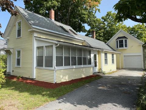 17 School St, Townsend, MA 01469 photo 2