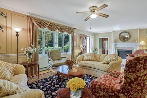 68 Monomoscoy Rd, Mashpee, MA 02649 photo 5