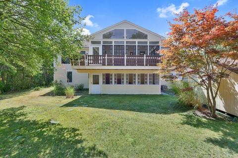 68 Monomoscoy Rd, Mashpee, MA 02649 photo 3