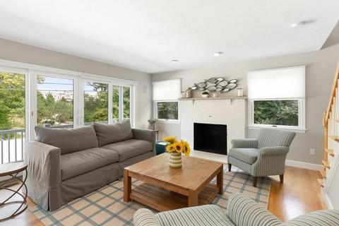 10 Wingaersheek Rd, Gloucester, MA 01930 photo 9