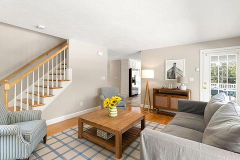 10 Wingaersheek Rd, Gloucester, MA 01930 photo 11