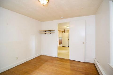 75 Macomber Ave, Springfield, MA 01119 photo 26