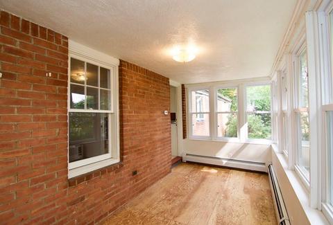 75 Macomber Ave, Springfield, MA 01119 photo 19