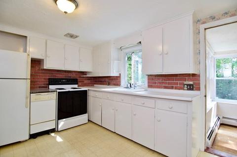 75 Macomber Ave, Springfield, MA 01119 photo 16