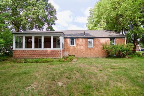 75 Macomber Ave, Springfield, MA 01119 photo 4