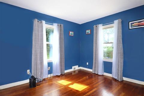 17 Overlook Dr, Springfield, MA 01118 photo 10