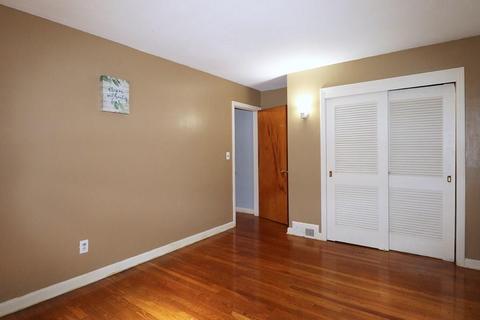 17 Overlook Dr, Springfield, MA 01118 photo 14