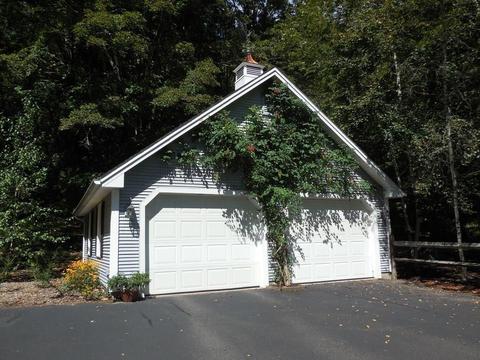 661 W Cherry St, Holyoke, MA 01040 photo 21