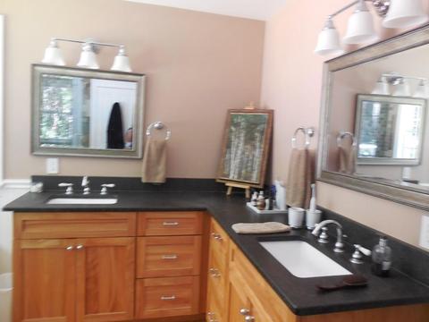 661 W Cherry St, Holyoke, MA 01040 photo 15