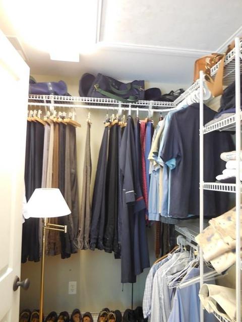 661 W Cherry St, Holyoke, MA 01040 photo 14