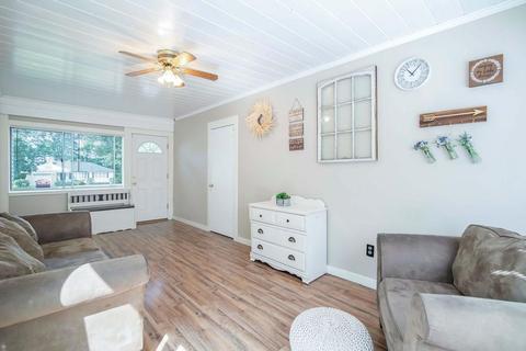 745 Plumtree Rd, Springfield, MA 01118 photo 3