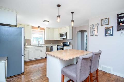 745 Plumtree Rd, Springfield, MA 01118 photo 5