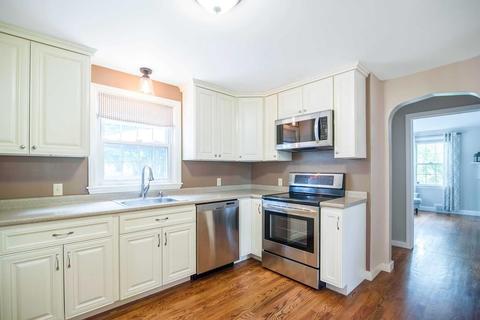 745 Plumtree Rd, Springfield, MA 01118 photo 10