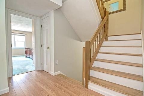 2 Carnation Cir #B, Reading, MA 01867 photo 23