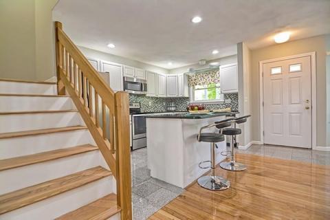 2 Carnation Cir #B, Reading, MA 01867 photo 9