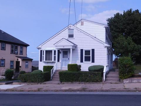 588 Woodman St, Fall River, MA 02724 photo 2
