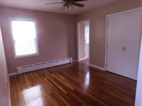 588 Woodman St, Fall River, MA 02724 photo 12