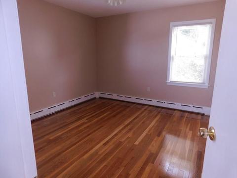 588 Woodman St, Fall River, MA 02724 photo 11