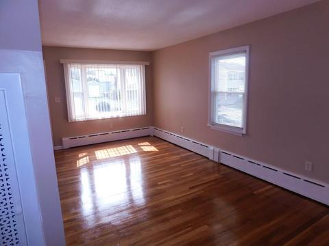588 Woodman St, Fall River, MA 02724 photo 8